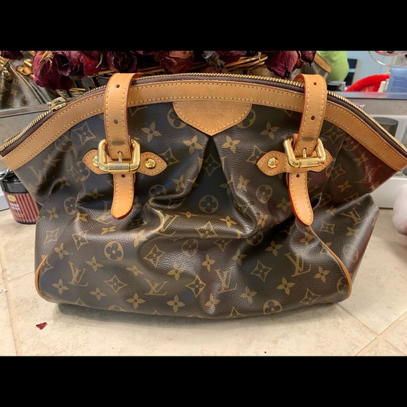 LV tivoli bag - Picture 1 of 7